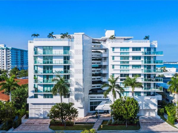 1133 102nd Street, Unit 403, Bay Harbor Islands, FL 33154