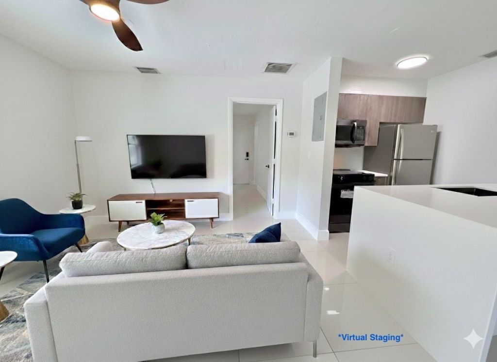 924 NE 17th Terrace, Unit 10, Fort Lauderdale, FL 33304 Photo