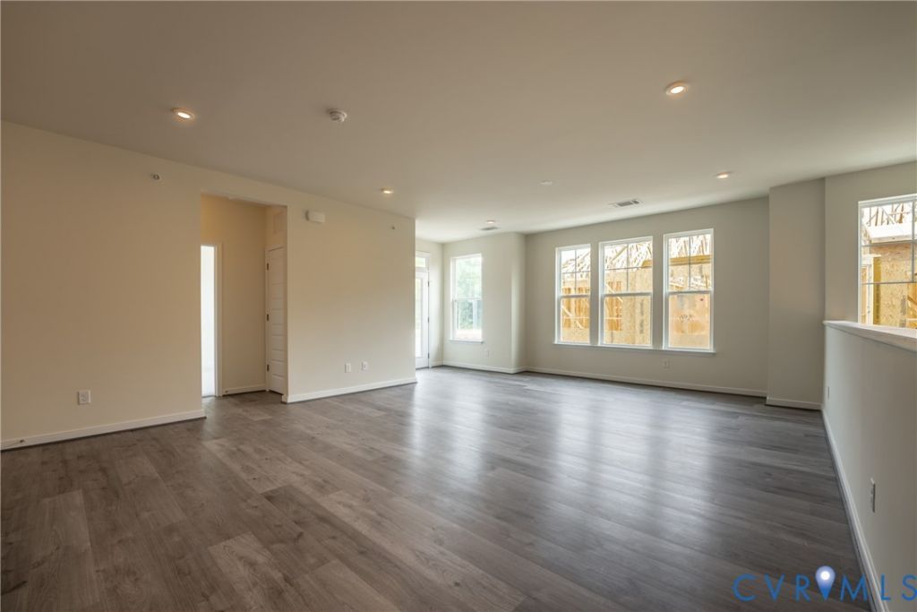 5313 Twisting Vine Lane Glen Allen, VA 23059