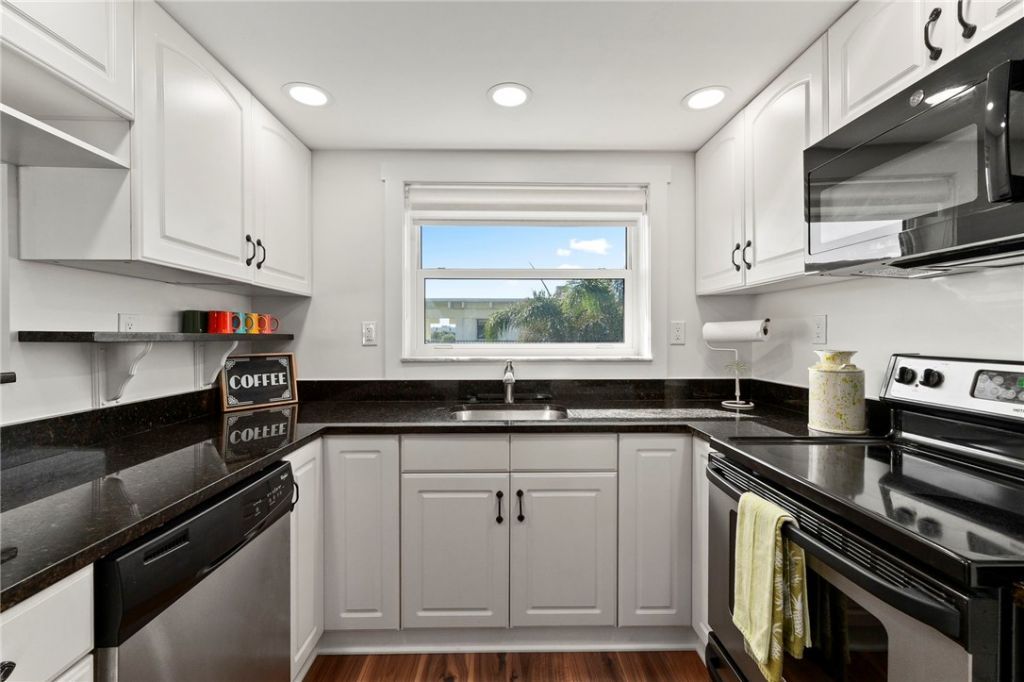 4410 Highway A1a, Unit 204, Vero Beach, FL 32963 Photo