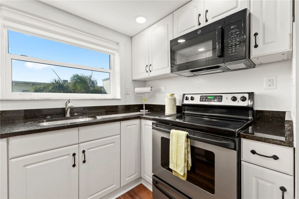 4410 Highway A1a, Unit 204, Vero Beach, FL 32963 Photo