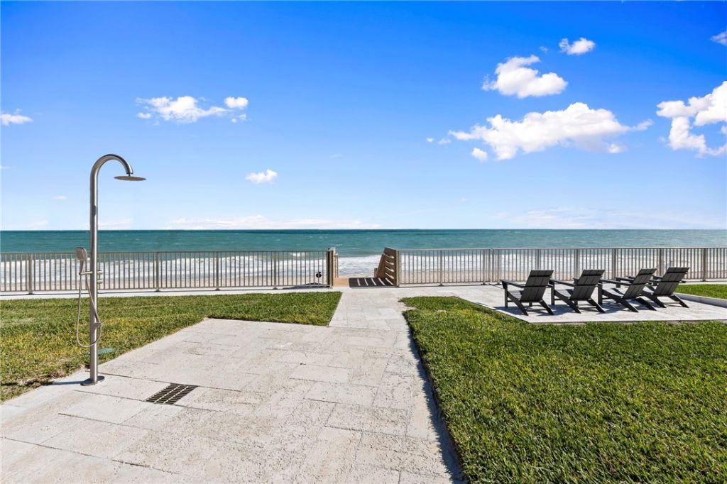 4410 Highway A1a, Unit 204, Vero Beach, FL 32963 Photo