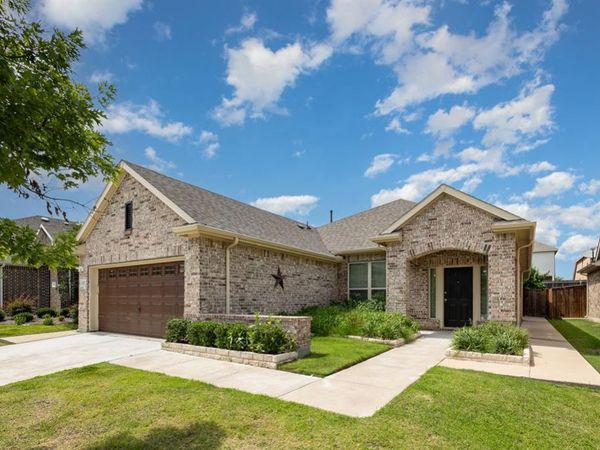 1572 Cedar Crest Drive, Forney, TX 75126