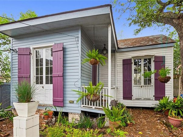 2021 BURGUNDY Street, Unit Rear, New Orleans, LA 70116
