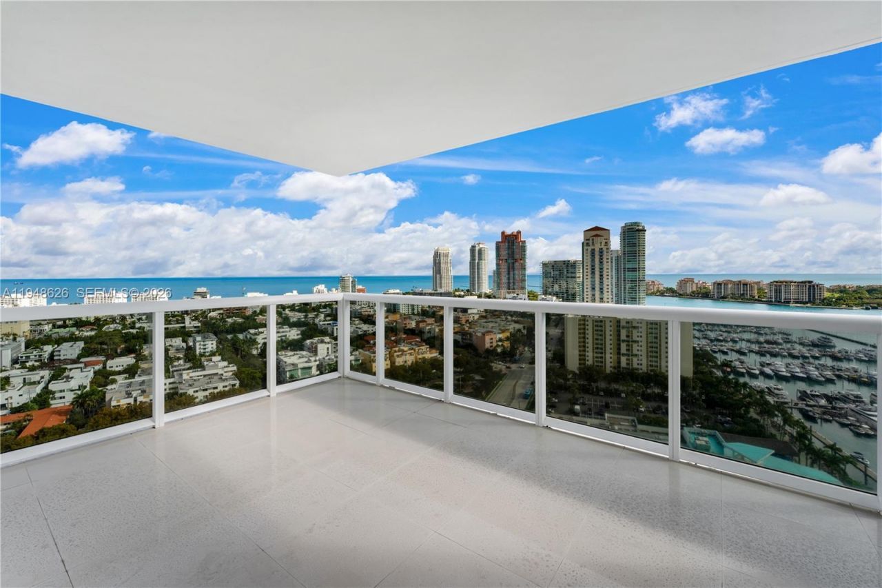 400 Alton Rd, Unit 2210, Miami Beach, FL 33139 Photo