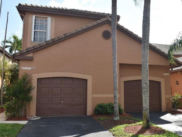 1402 Veracruz Ln, Weston, FL 33327