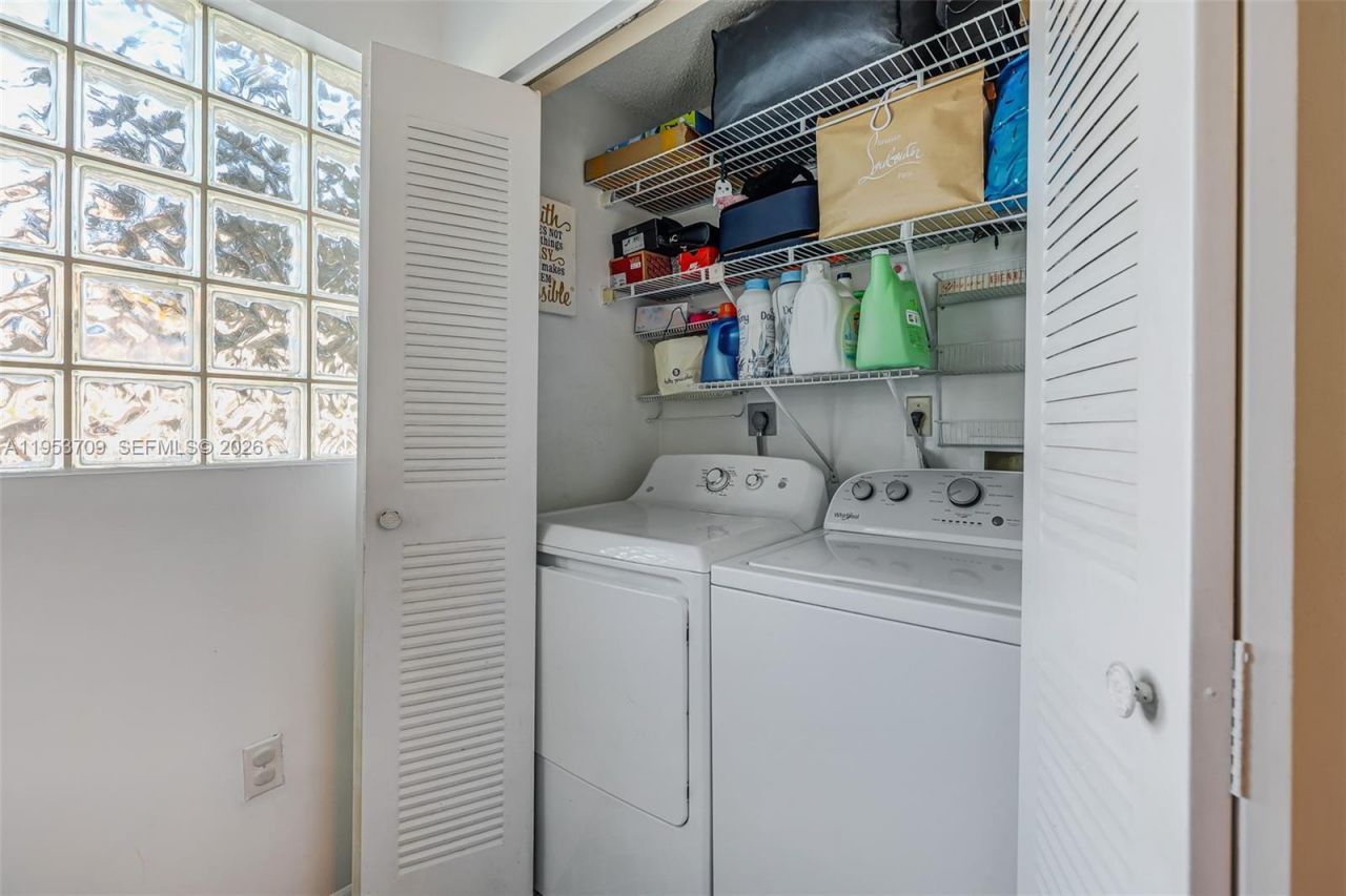 10026 Hammocks Blvd , Unit 207-6, Miami, FL 33196 Photo