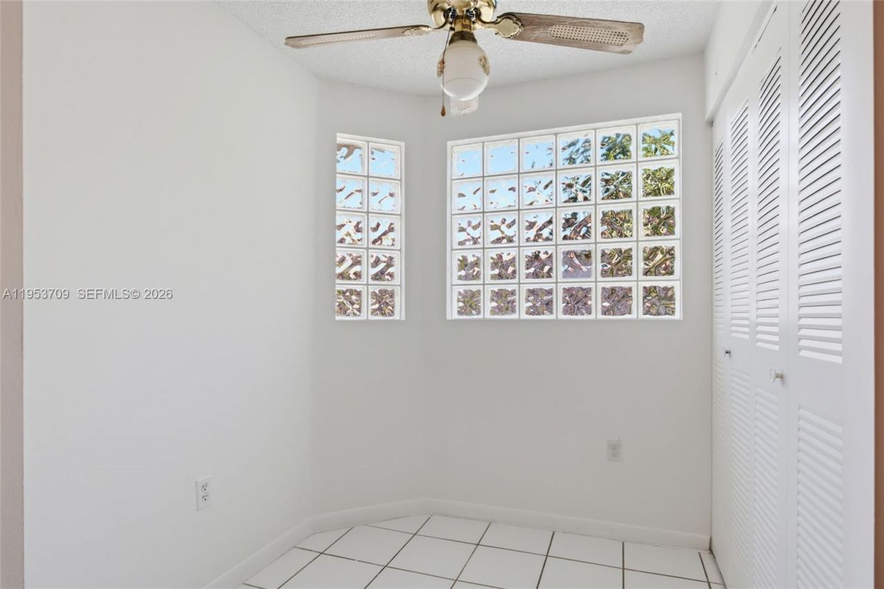 10026 Hammocks Blvd, Unit 207-6, Miami, FL 33196 Photo