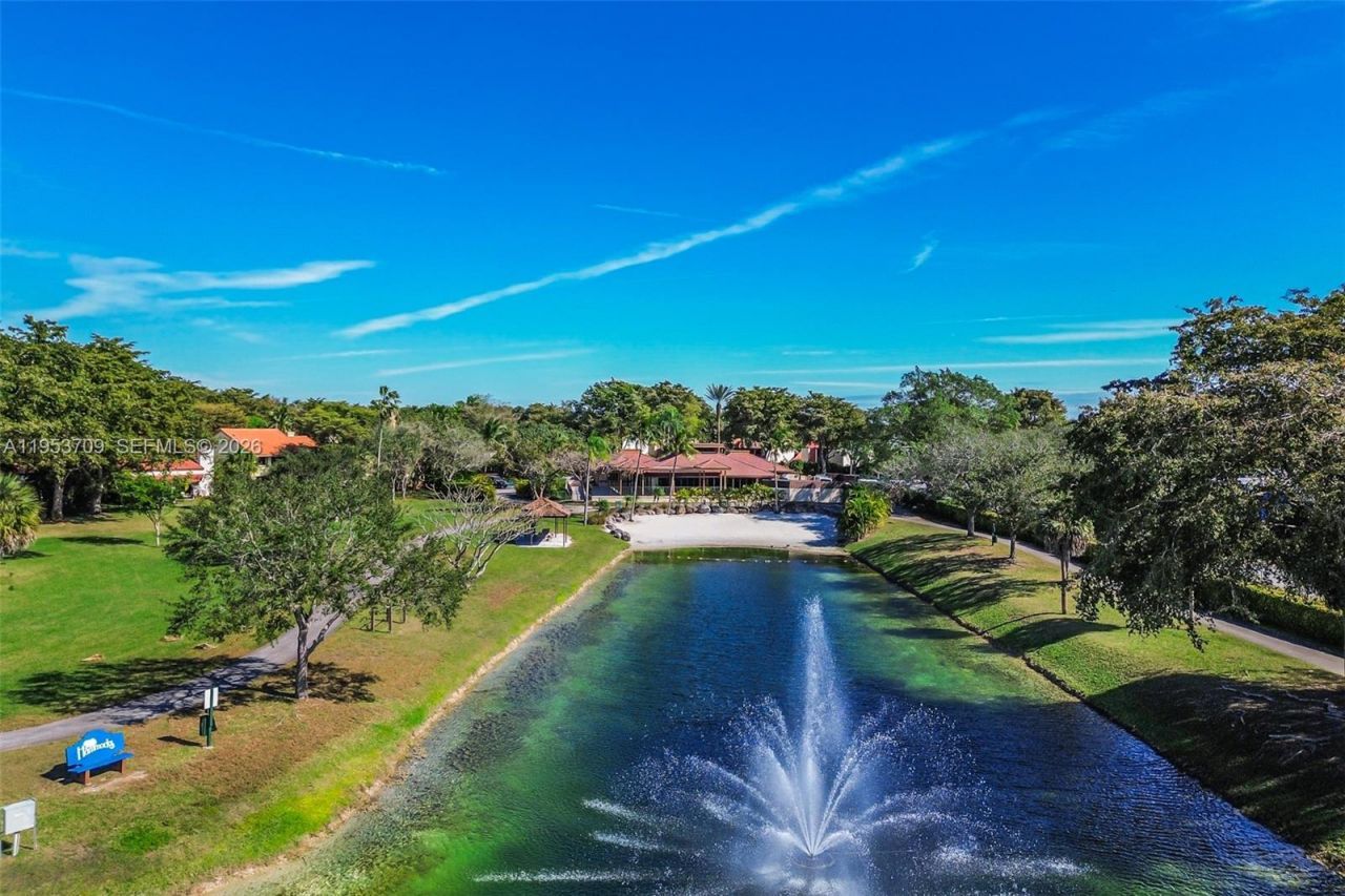 10026 Hammocks Blvd , Unit 207-6, Miami, FL 33196 Photo