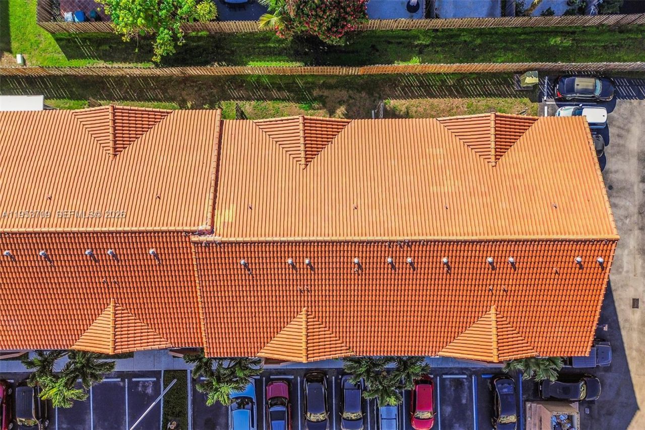 10026 Hammocks Blvd , Unit 207-6, Miami, FL 33196 Photo