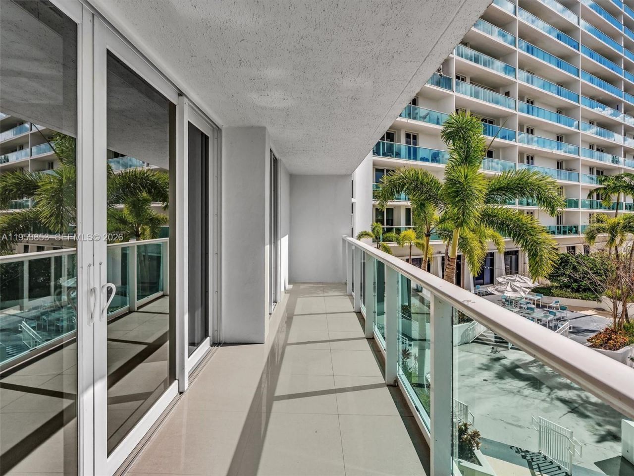 100 Bayview Dr , Unit 223, Sunny Isles Beach, FL 33160 Photo