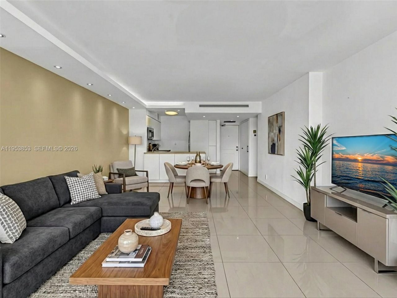 100 Bayview Dr , Unit 223, Sunny Isles Beach, FL 33160 Photo