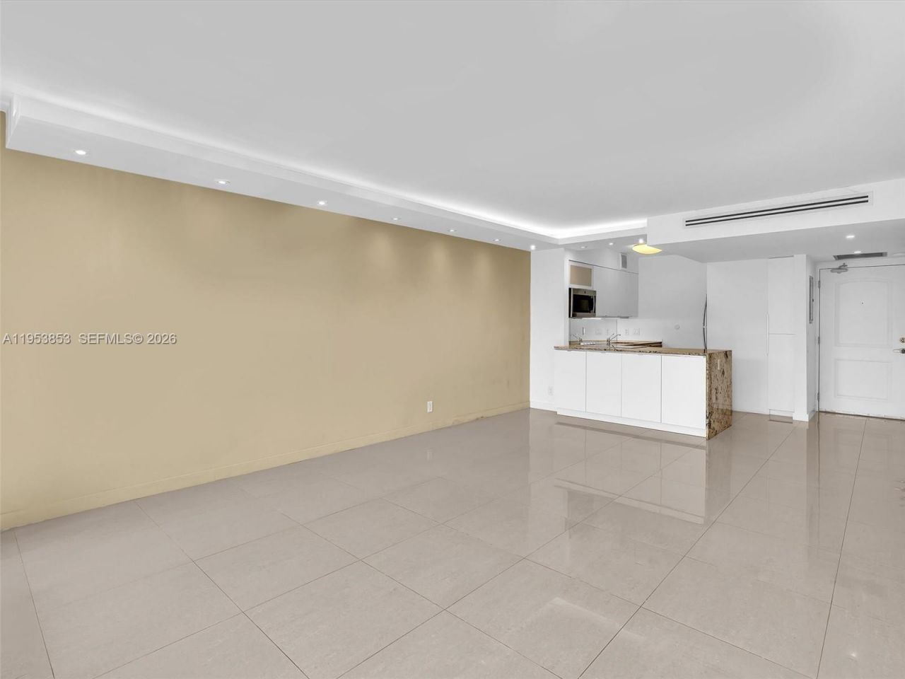 100 Bayview Dr, Unit 223, Sunny Isles Beach, FL 33160 Photo