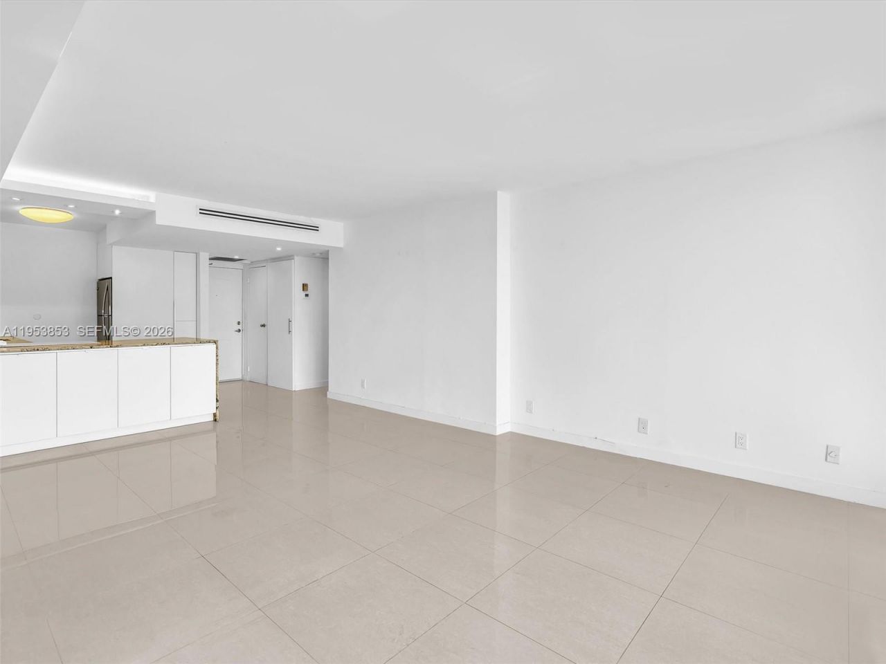 100 Bayview Dr , Unit 223, Sunny Isles Beach, FL 33160 Photo