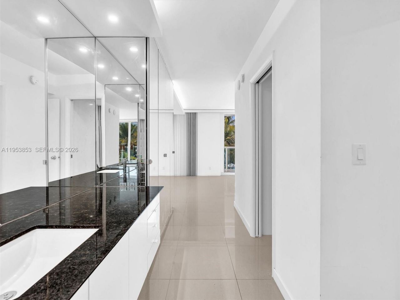 100 Bayview Dr , Unit 223, Sunny Isles Beach, FL 33160 Photo