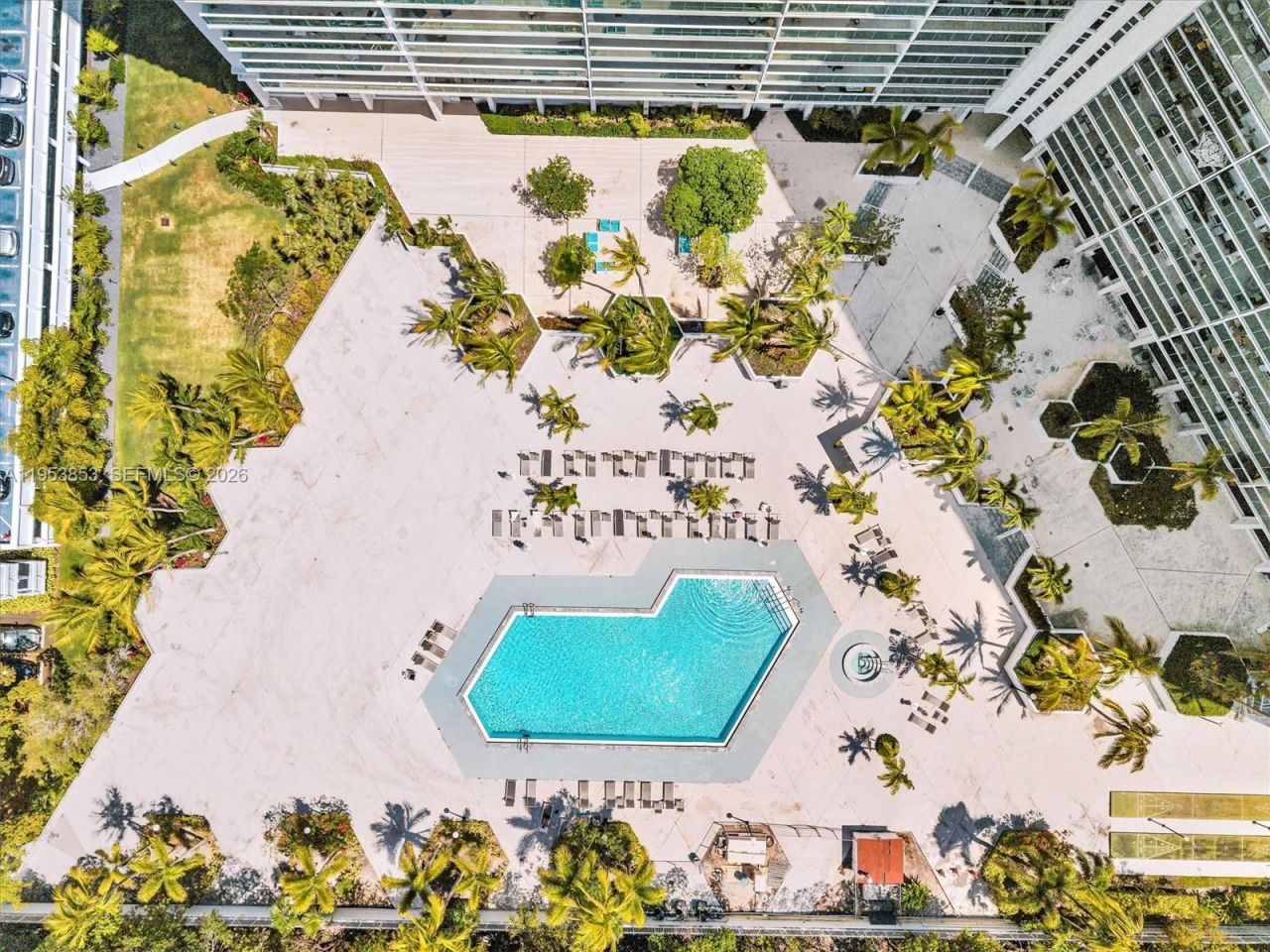 100 Bayview Dr, Unit 223, Sunny Isles Beach, FL 33160 Photo