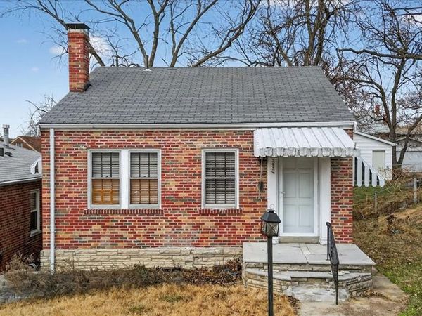 3959 Parker Avenue, St Louis, MO 63116