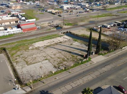 300 S Gateway Dr, Madera, CA 93637 Photo