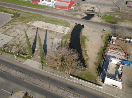 300 S Gateway Dr, Madera, CA 93637 Photo