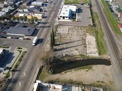 300 S Gateway Dr, Madera, CA 93637 Photo