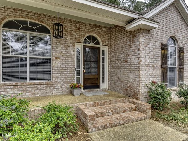 619 Hampshire Place, Brandon, MS 39047