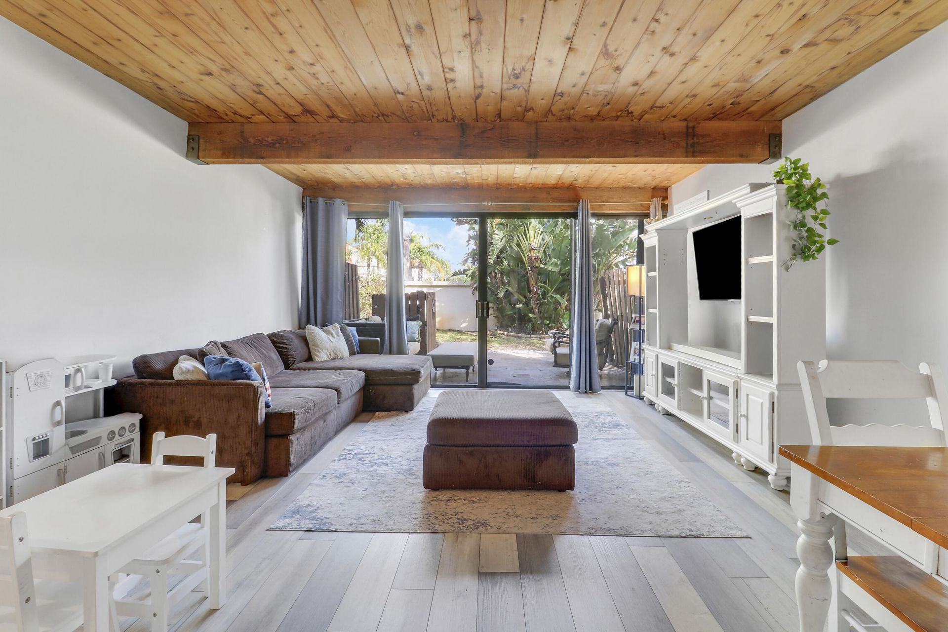 4801 NW 2nd Avenue, Unit 101, Boca Raton, FL 33431 Photo