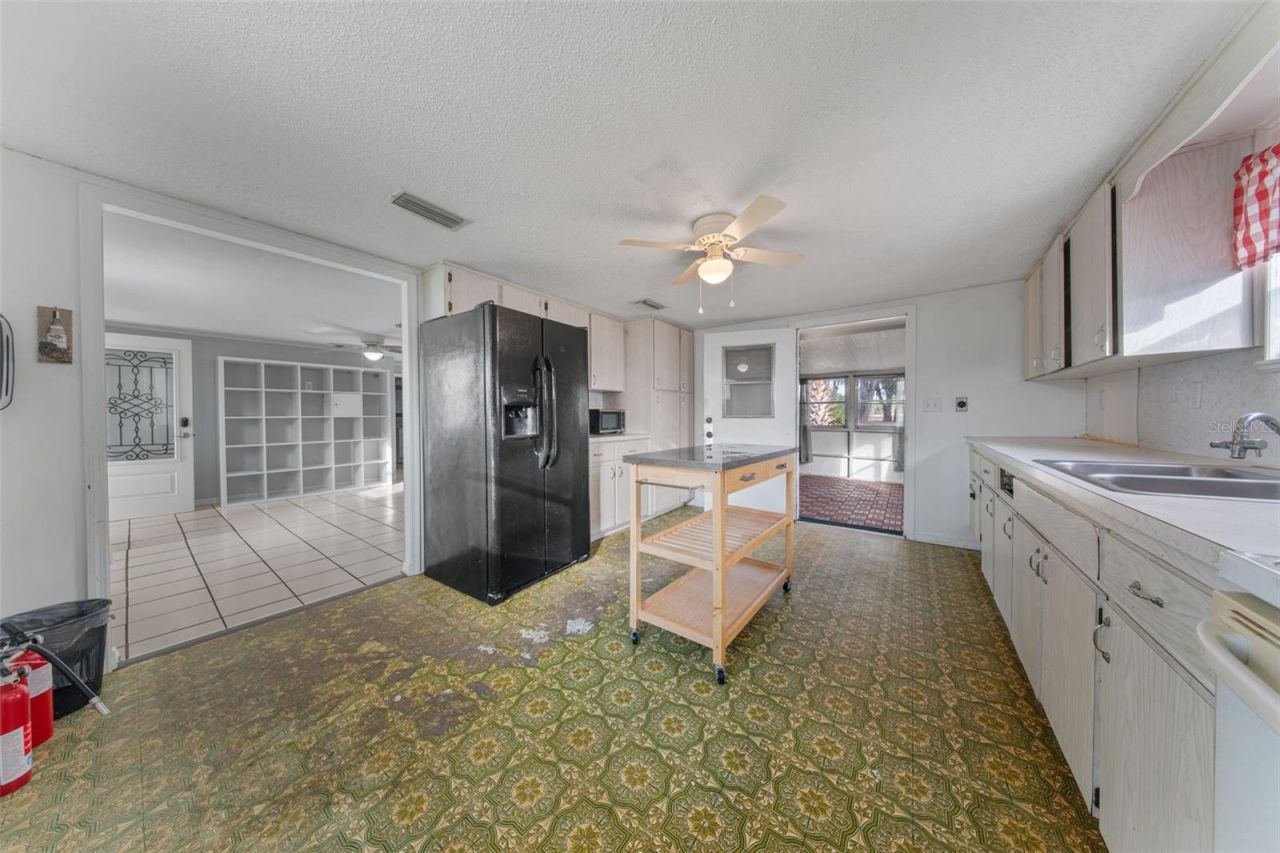 421 Pleasant Street, Lake Helen, FL 32744 Photo