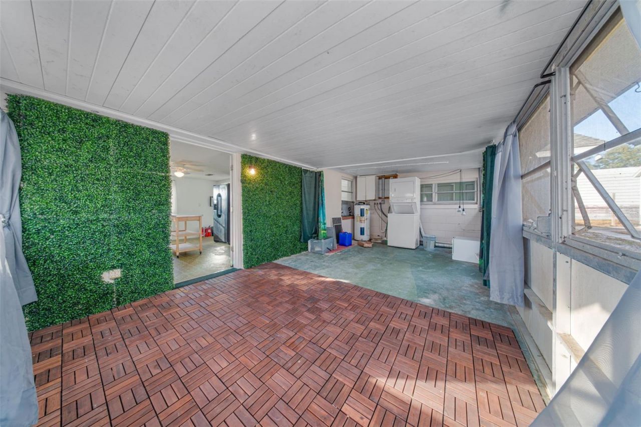 421 Pleasant Street, Lake Helen, FL 32744 Photo