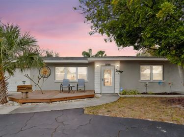 12424 105TH STREET, LARGO, FL 33773