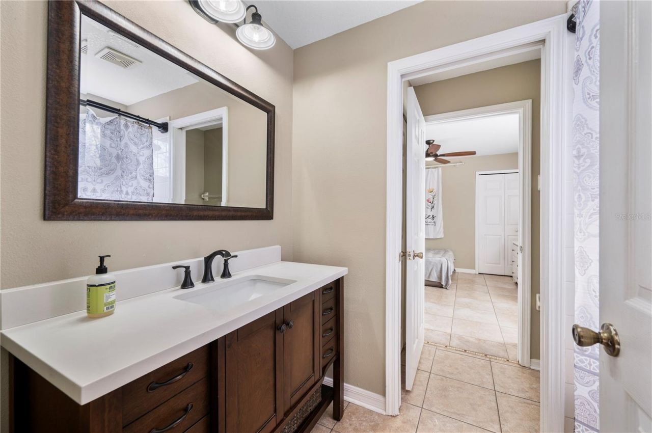 4403 Avondale Groves Street, Plant City, FL 33567 Photo