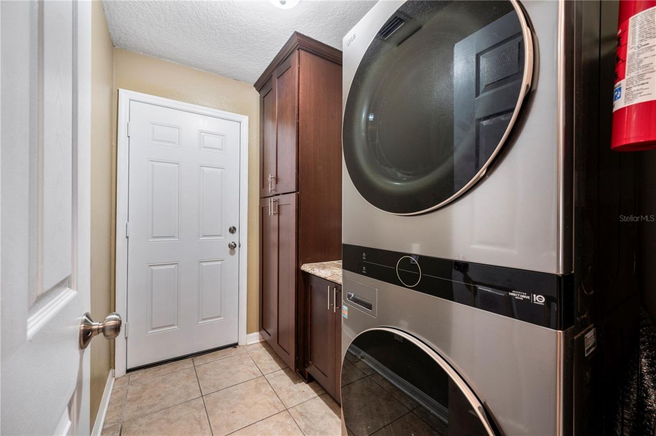 4403 Avondale Groves Street, Plant City, FL 33567 Photo