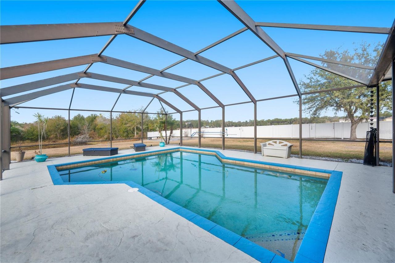 4403 Avondale Groves Street, Plant City, FL 33567 Photo