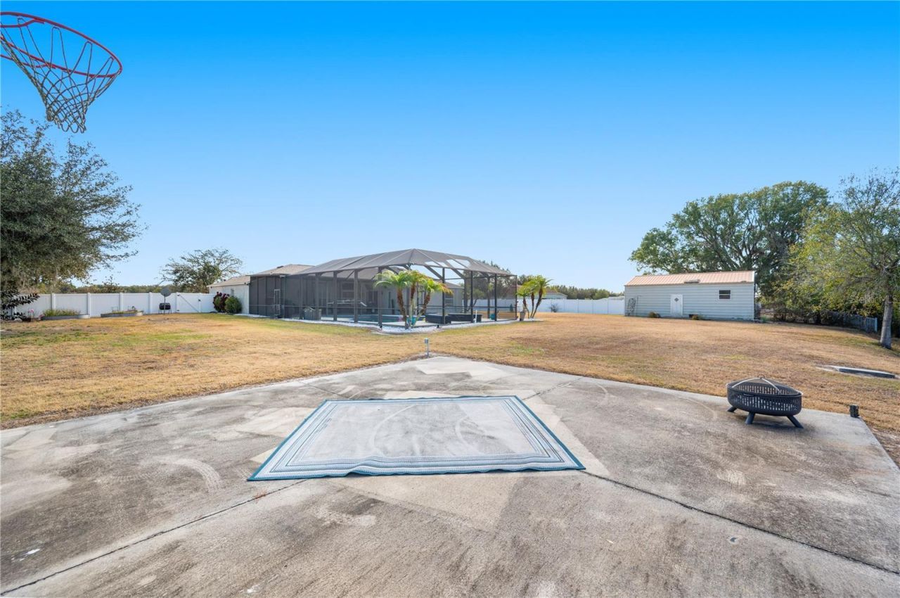 4403 Avondale Groves Street, Plant City, FL 33567 Photo