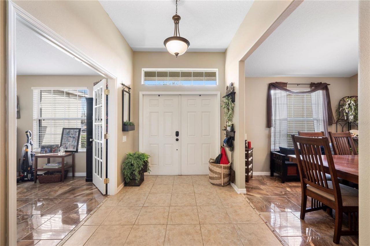 4403 Avondale Groves Street, Plant City, FL 33567 Photo