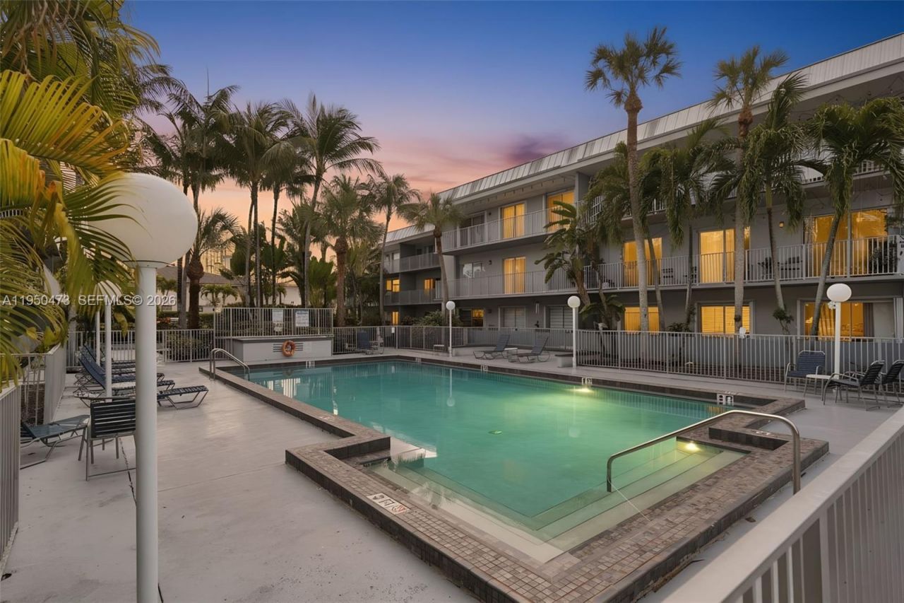 7401 SW 82nd St, Unit 202S, Miami, FL 33143 Photo