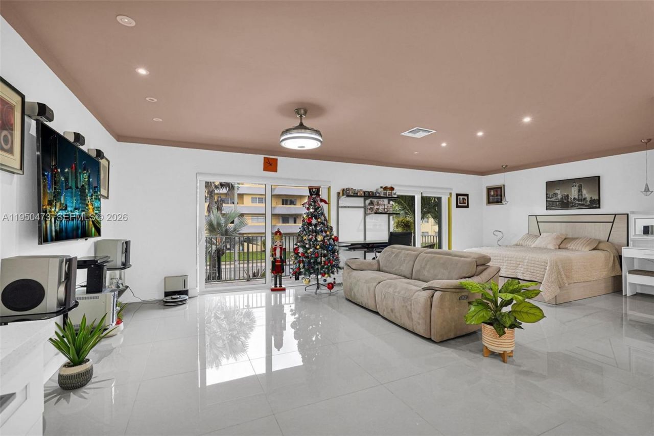 7401 SW 82nd St, Unit 202S, Miami, FL 33143 Photo