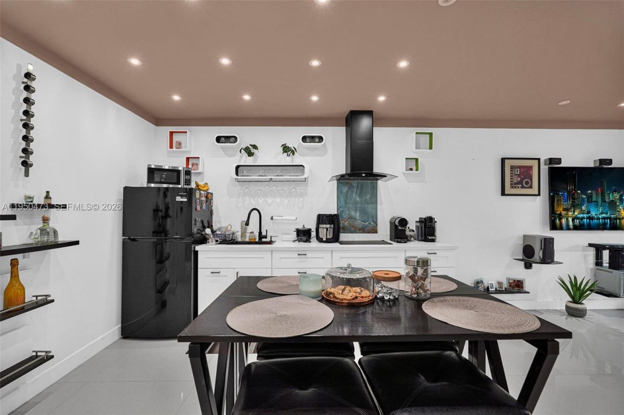 7401 SW 82nd St, Unit 202S, Miami, FL 33143 Photo