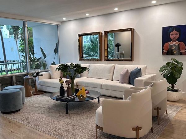 1408 Brickell Bay Dr , Unit 217, Miami, FL 33131