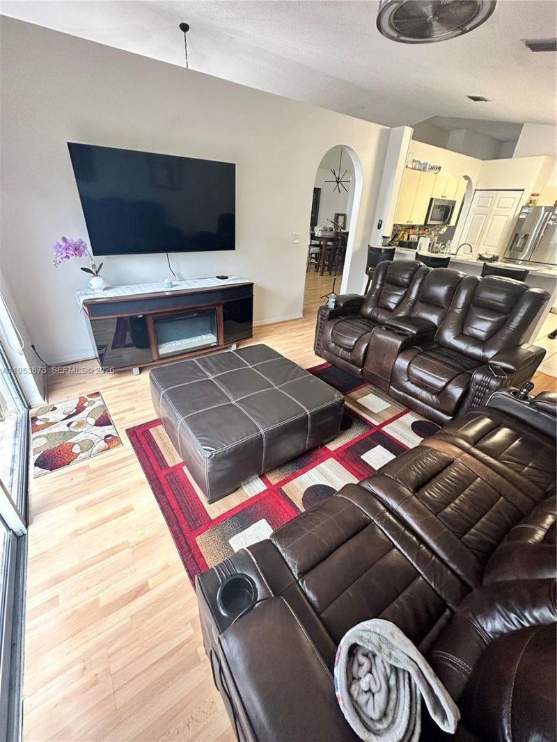 18166 SW 29th St, Miramar, FL 33029 Photo