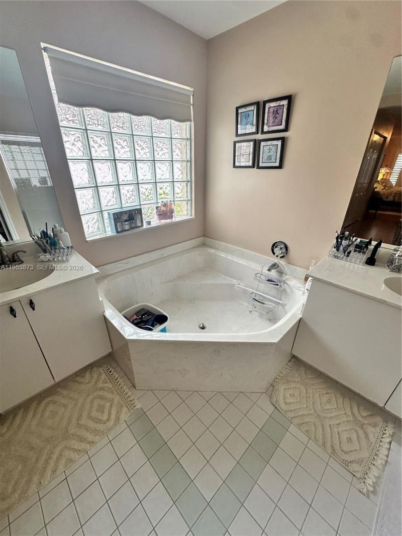 18166 SW 29th St, Miramar, FL 33029 Photo