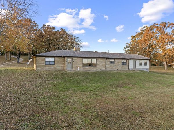 843 Black Ranch Road, Lead Hill, AR 72644