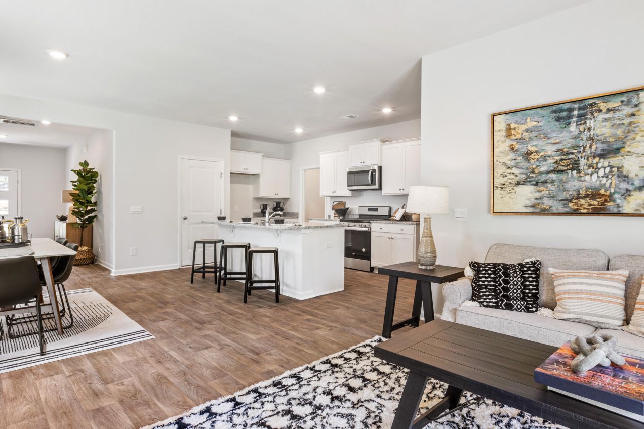 1067 Forrest Creek Drive Photo 15