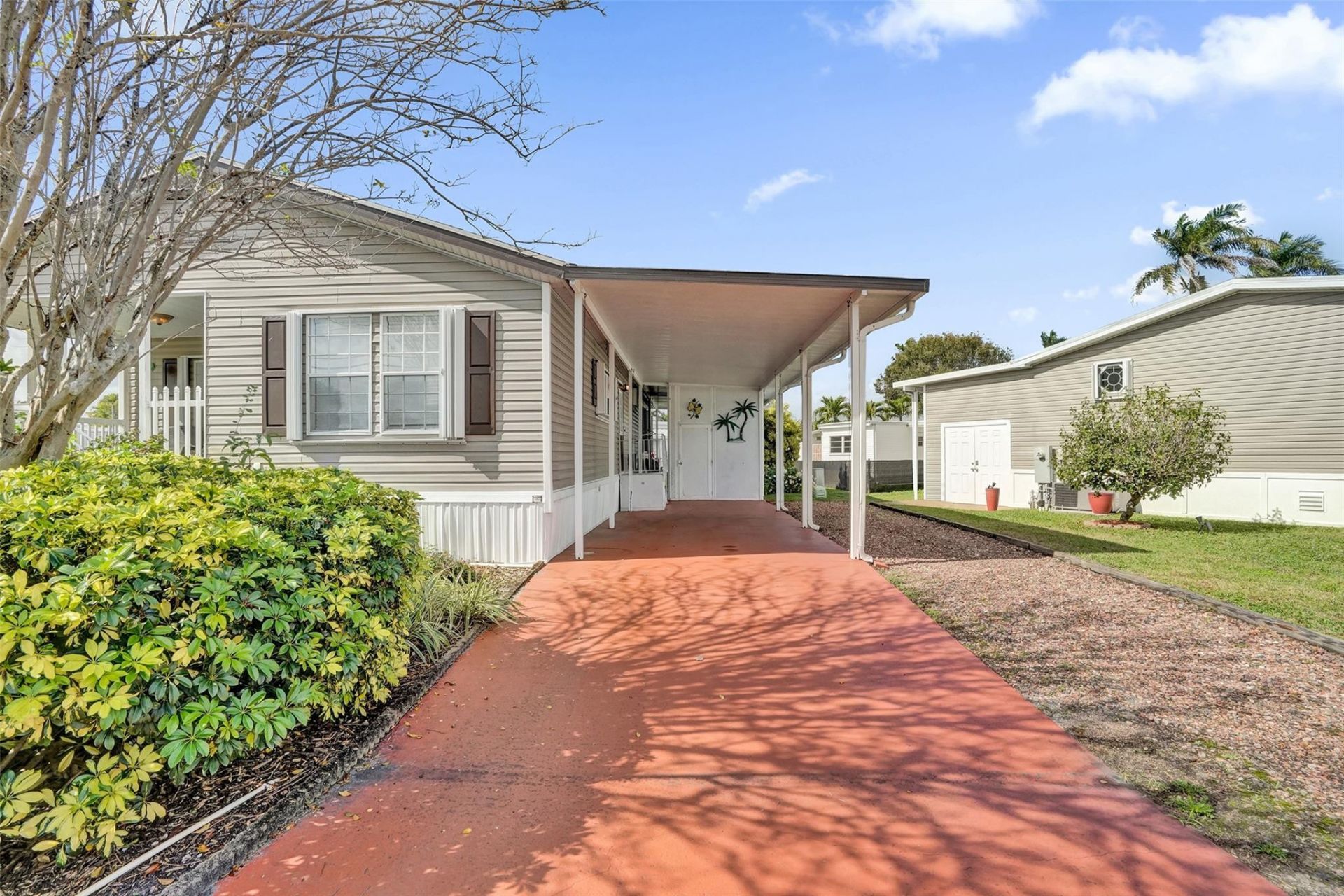 8601 SW 21st Court, Davie, FL 33324 Photo