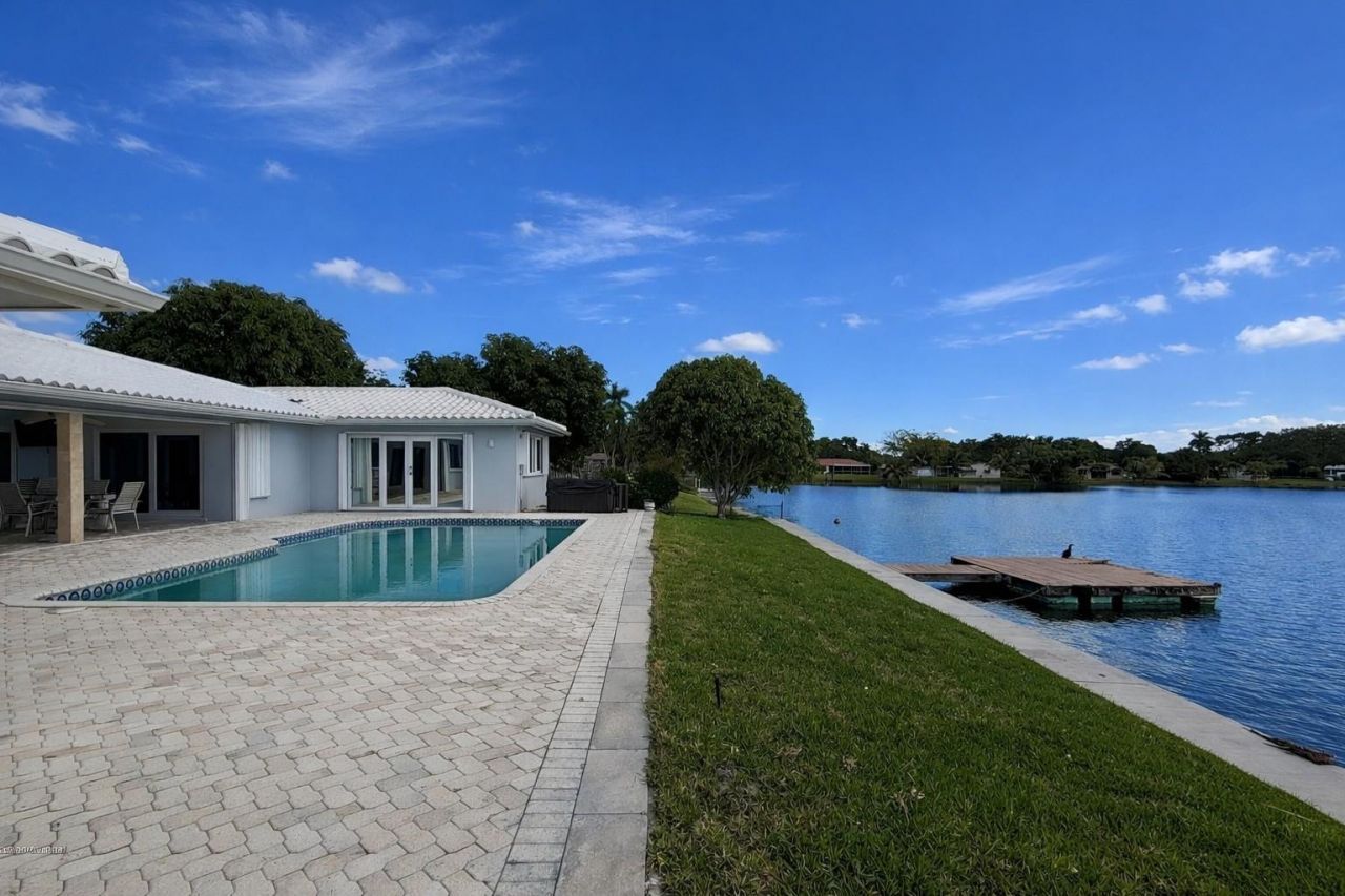 7130 SW 9th Street, Plantation, FL 33317 Photo