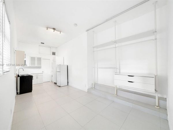 3262 Elizabeth St, Unit ST, Miami, FL 33133