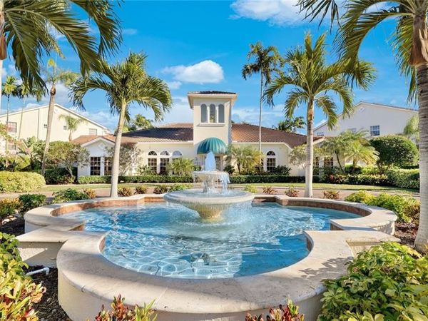 4610 Saint Croix LN , Unit 1027, NAPLES, FL 34109