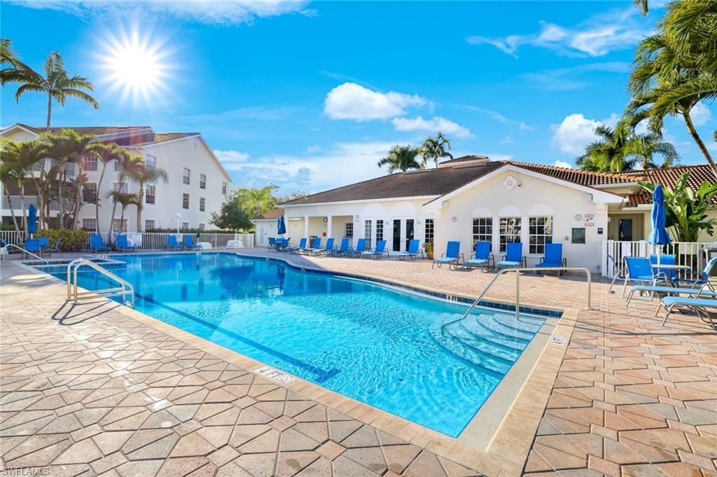 4610 Saint Croix Ln, Unit 1027, Naples, FL 34109 Photo