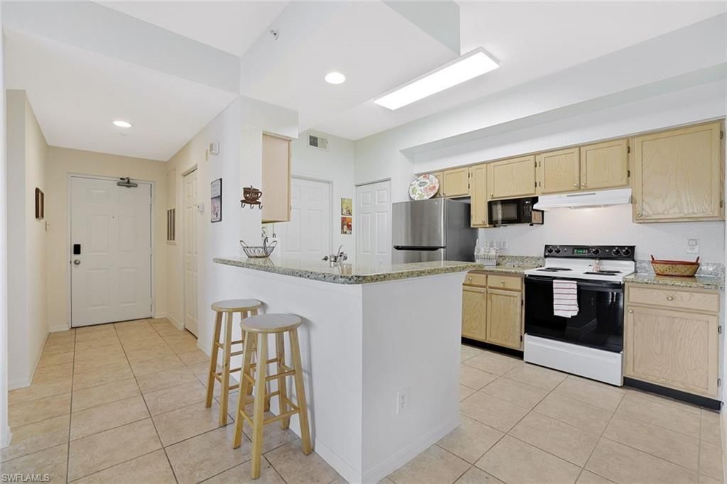4610 Saint Croix Ln, Unit 1027, Naples, FL 34109 Photo