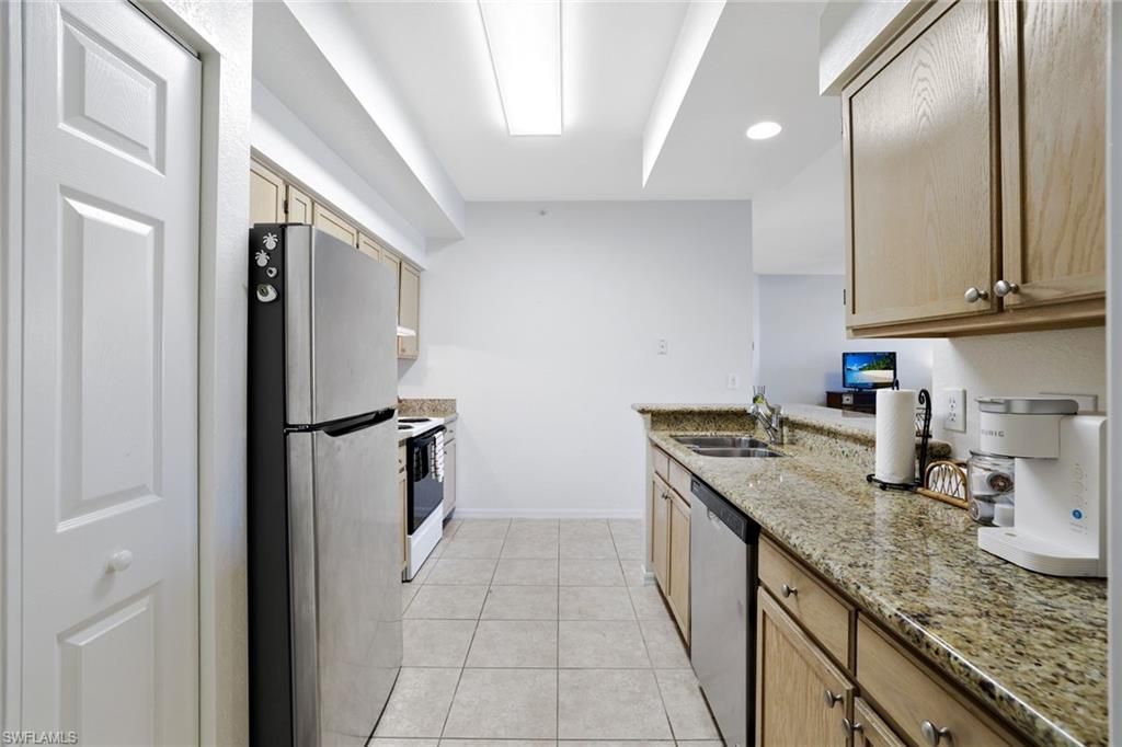 4610 Saint Croix Ln, Unit 1027, Naples, FL 34109 Photo