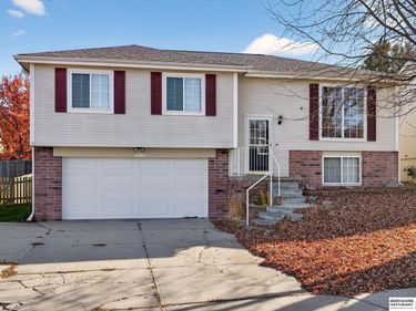 11328 Martin Avenue, Omaha, NE 68164